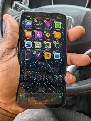 Apple iPhone 11 64 GB Gray