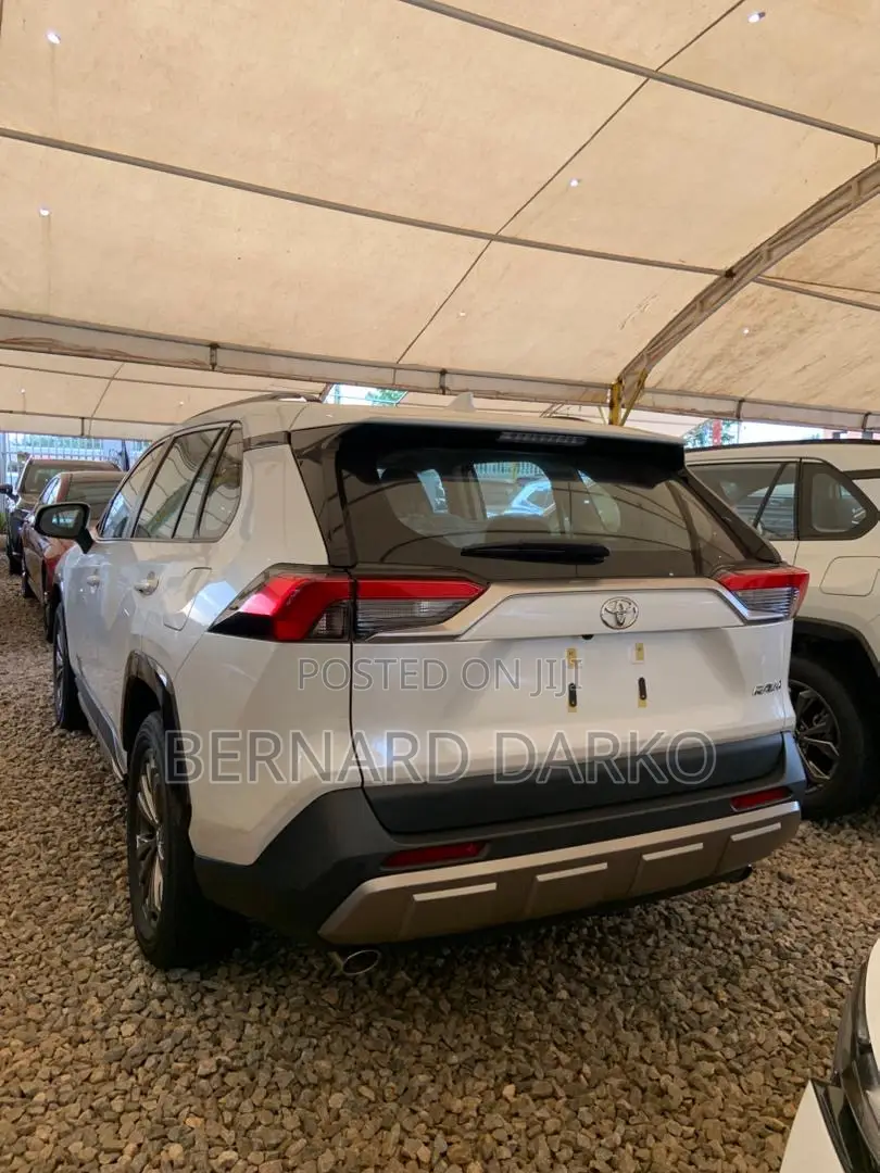 New Toyota RAV4 Limited 2025 White
