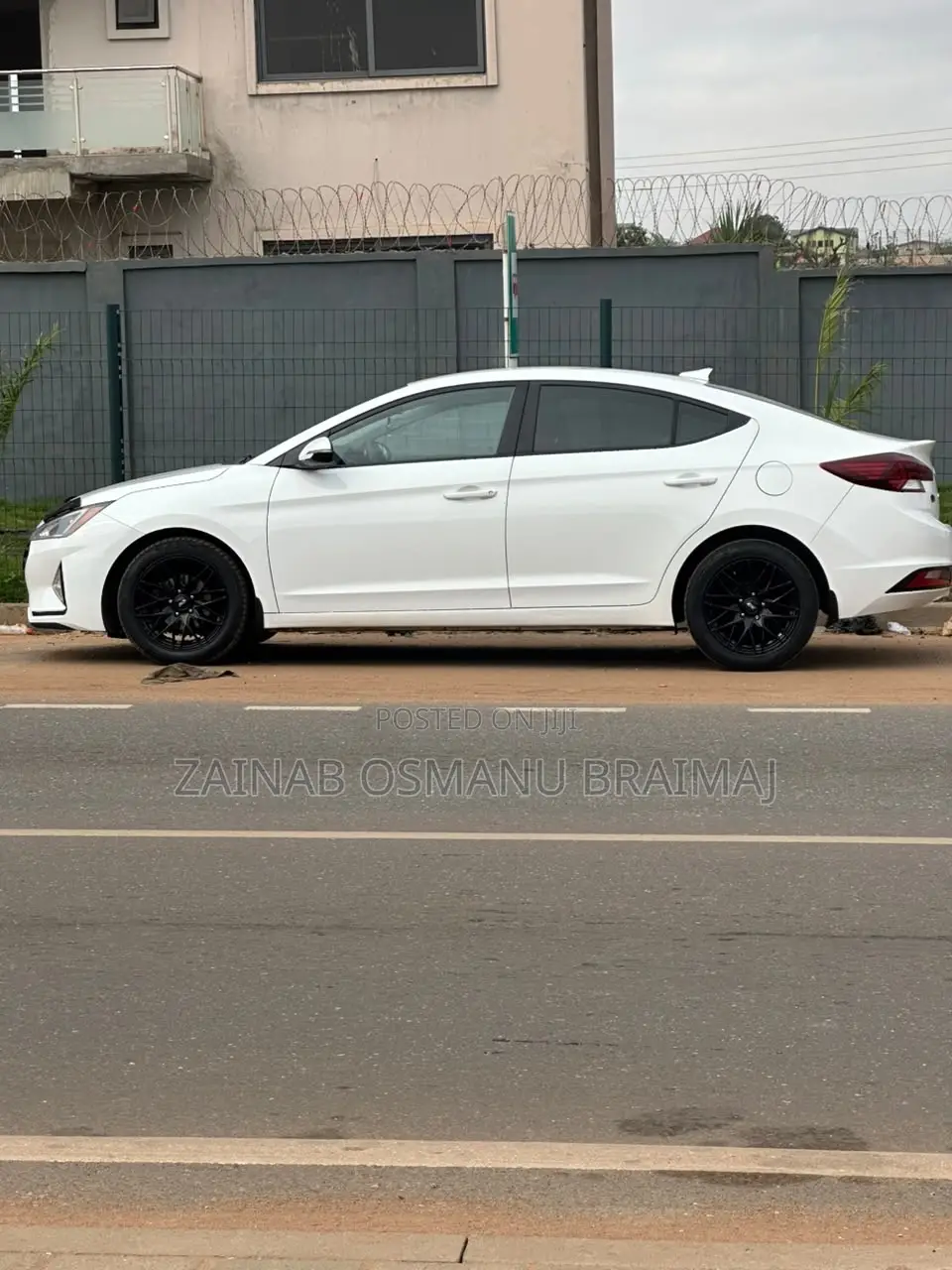 Hyundai Elantra 2019 White