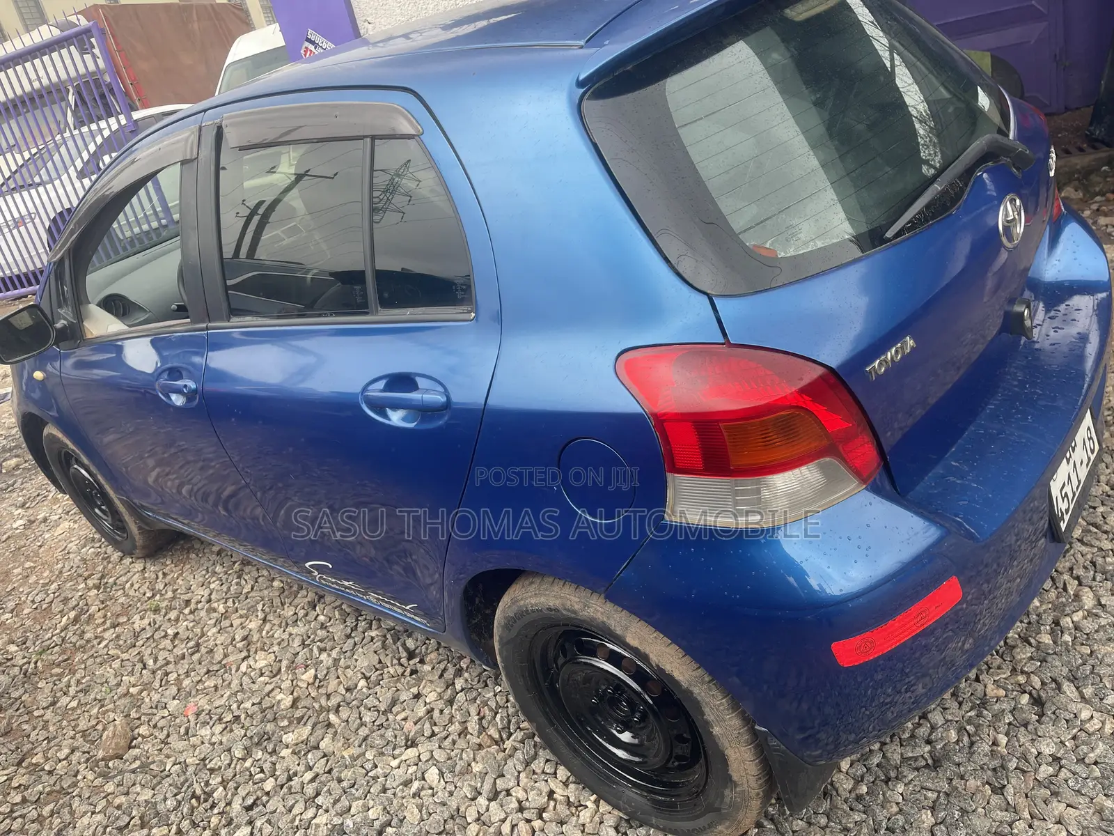 Toyota Yaris 2010 Blue