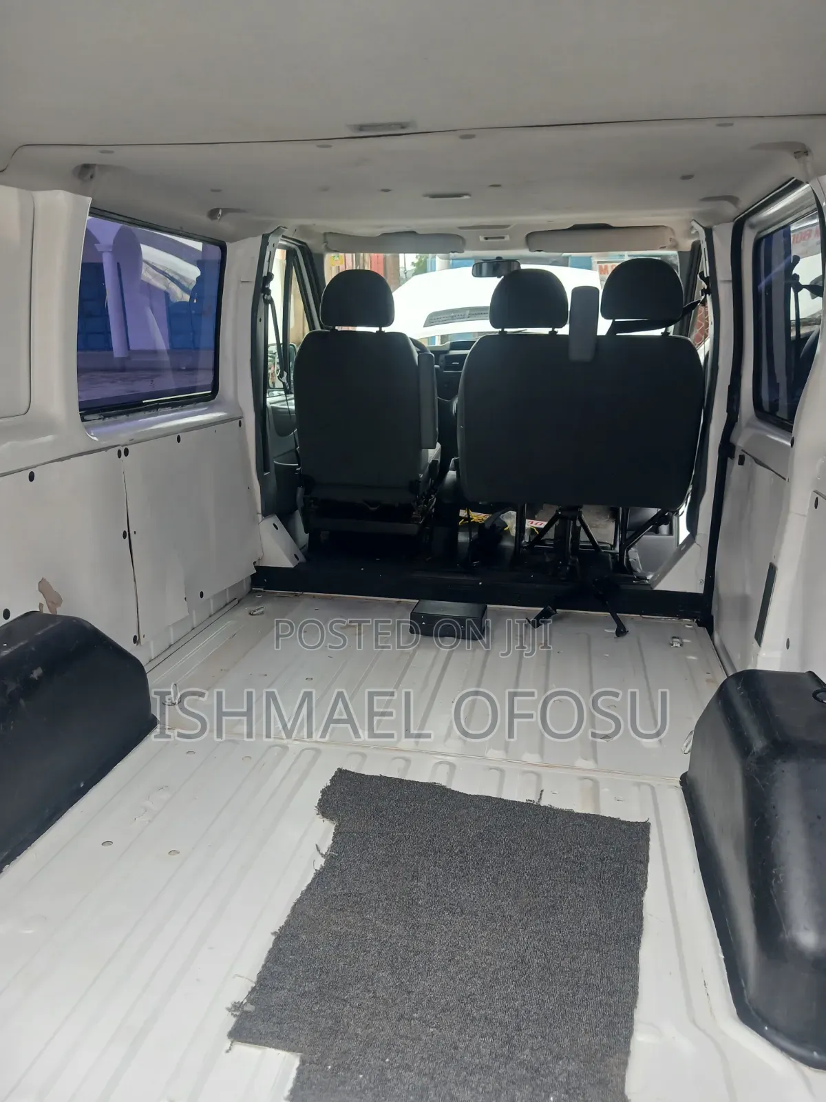 Ford Transit-350 2018 White