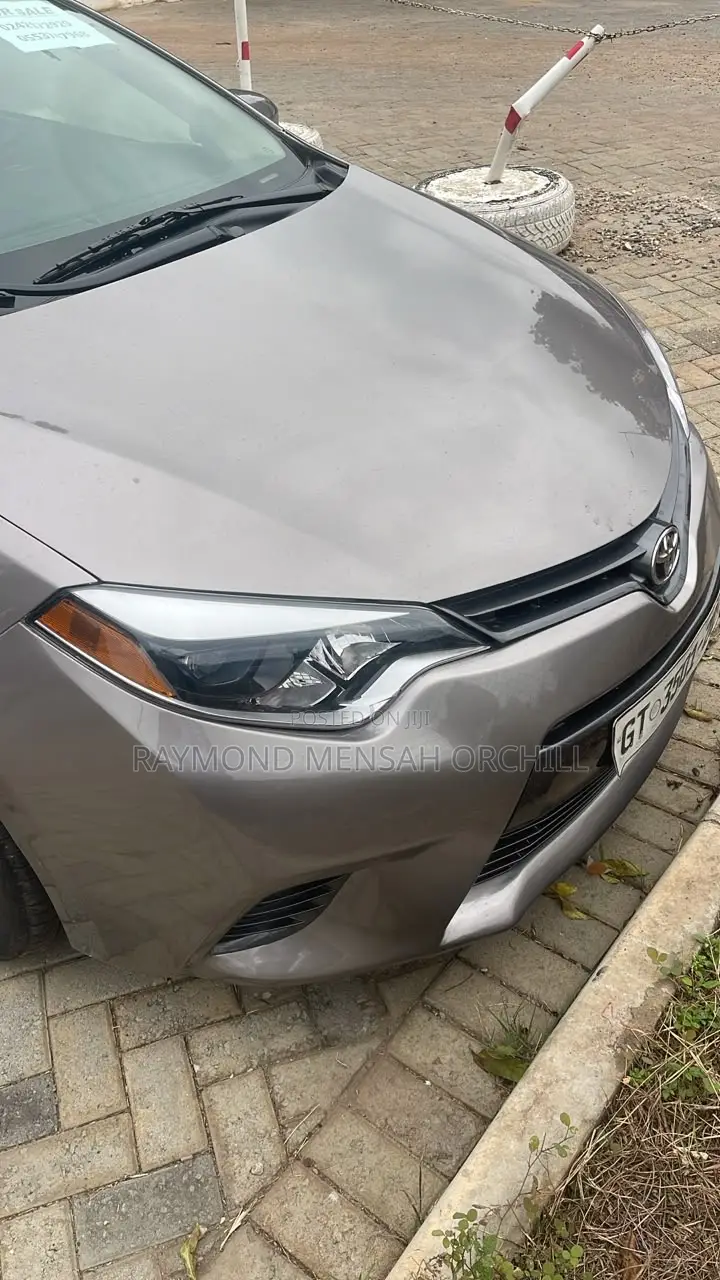 Toyota Corolla LE 4dr Sedan (1.8L 4cyl CVT) 2016 Silver