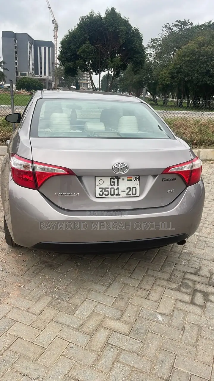 Toyota Corolla LE 4dr Sedan (1.8L 4cyl CVT) 2016 Silver
