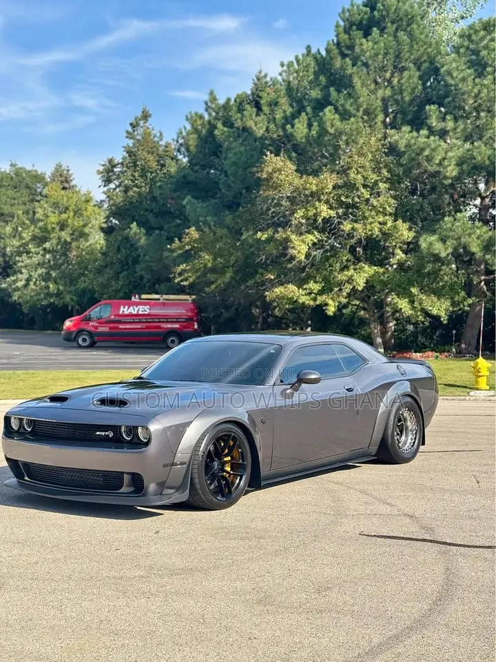Dodge Challenger 2019 Red