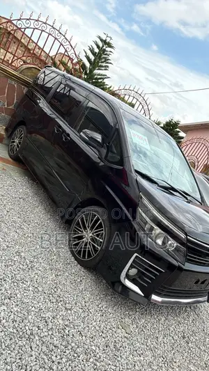 Toyota Voxy V 4WD 8-Seater 2014 Black