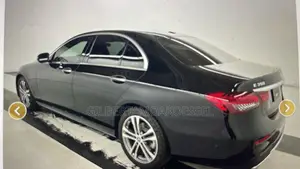 Mercedes-Benz E250 2022 Black