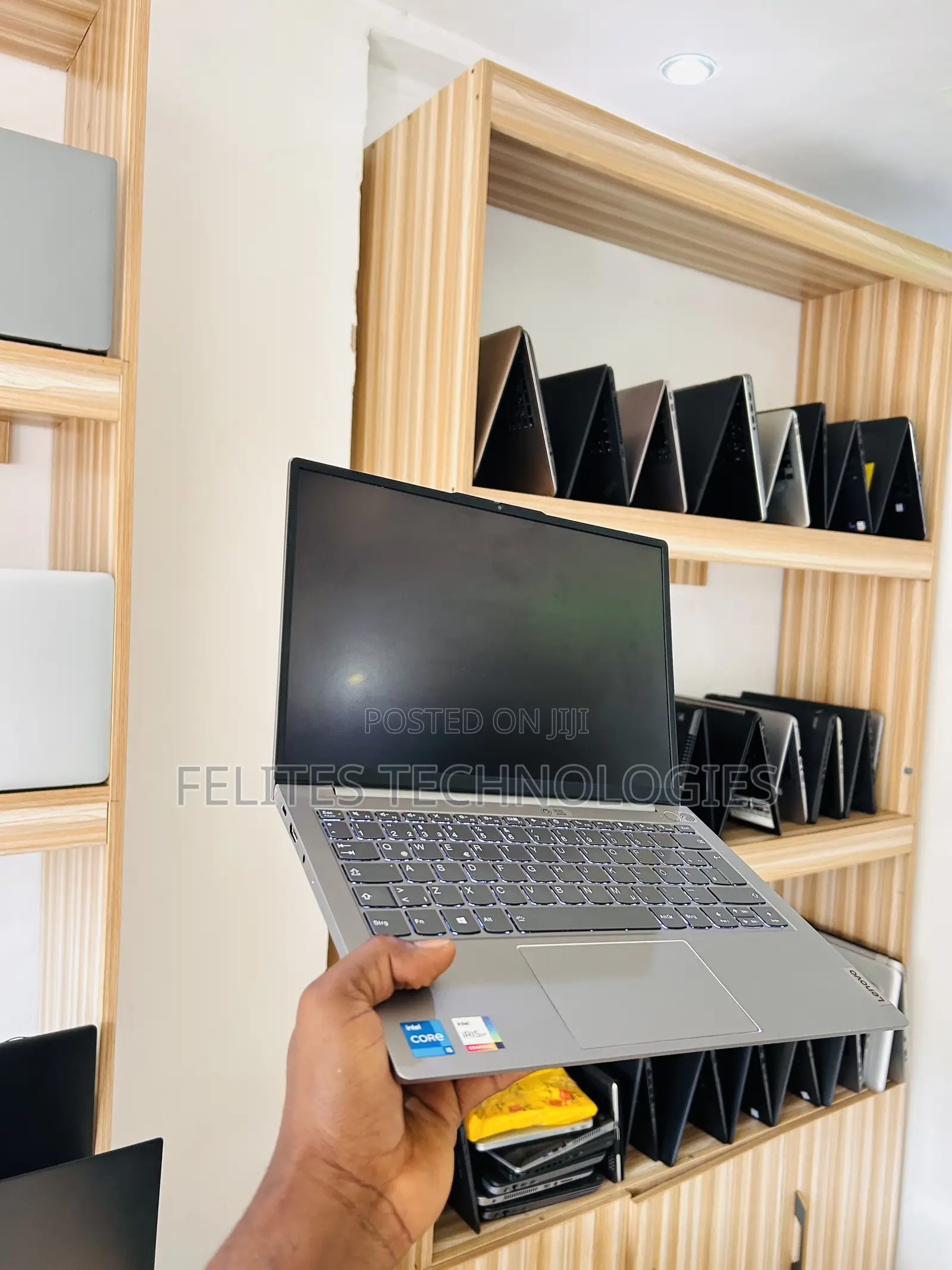Laptop Lenovo ThinkBook 13s Gen 2 8GB Intel Core i5 SSD 256GB