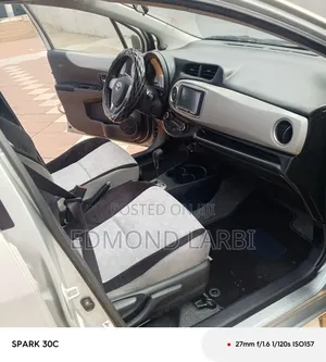 Toyota Vitz 2011 Gray