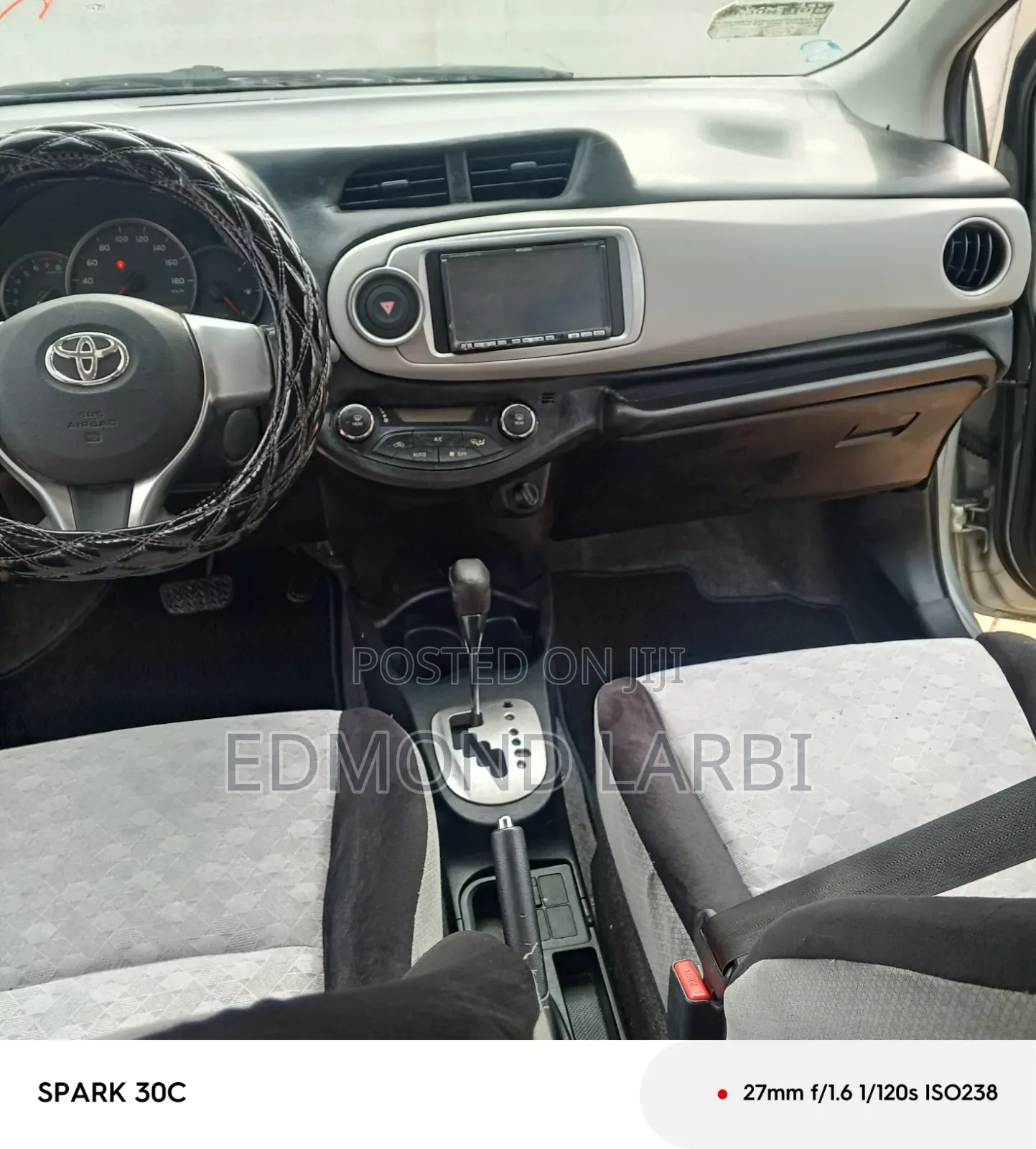 Toyota Vitz 2011 Gray