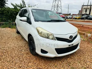 Toyota Vitz 2011 White