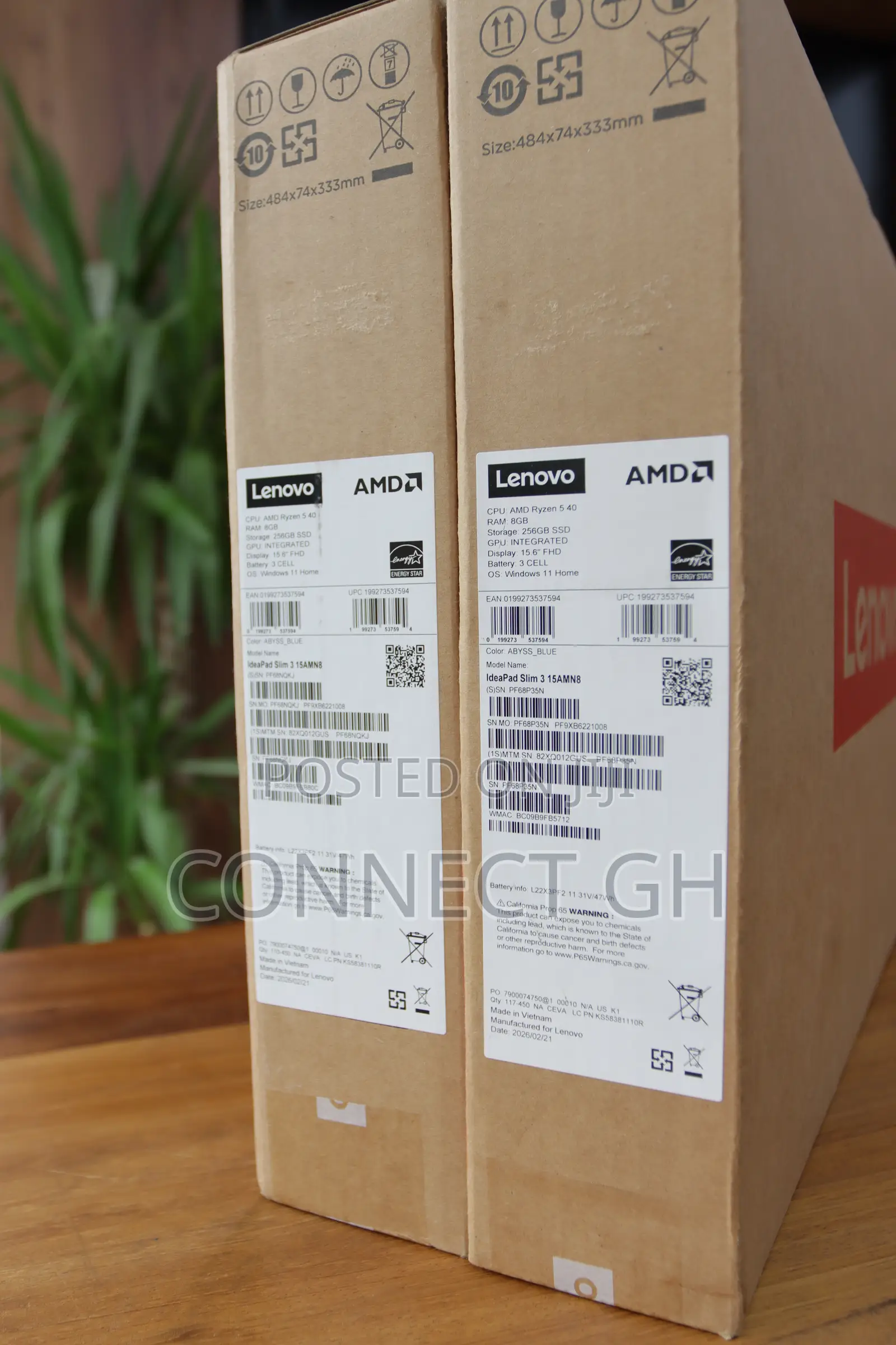 New Laptop Lenovo 8GB AMD Ryzen 5 SSD 256GB