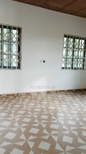 2bdrm Block of Flats in Oyoko, New-Juaben Municipal for rent
