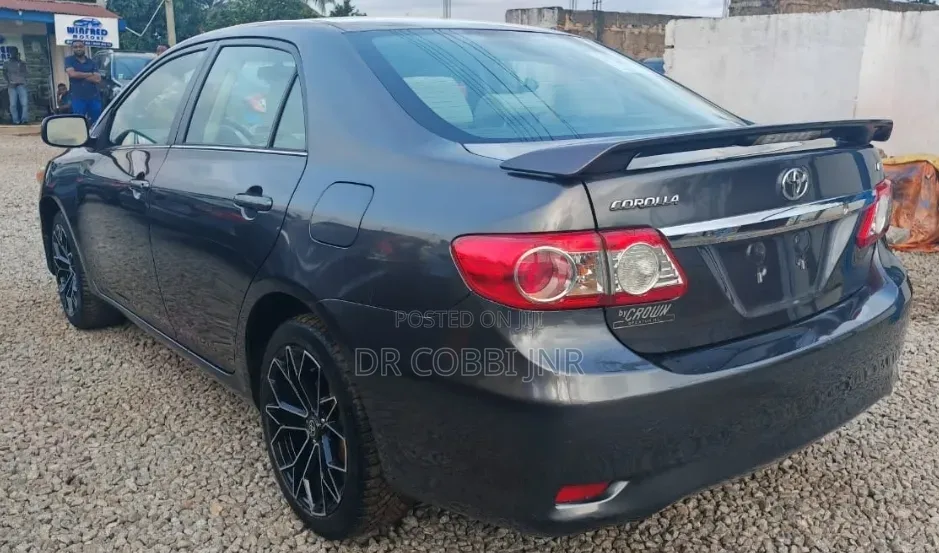 Toyota Corolla 2013 Gray