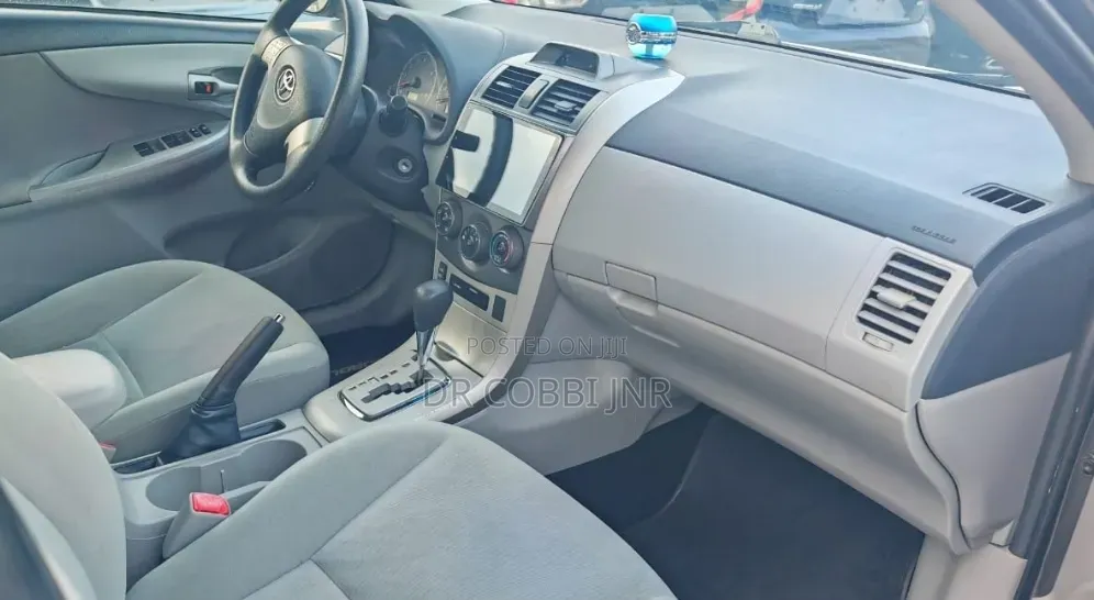 Toyota Corolla 2013 Gray