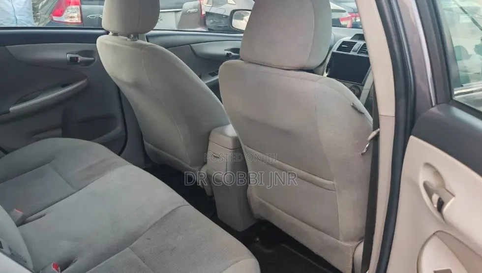 Toyota Corolla 2013 Gray