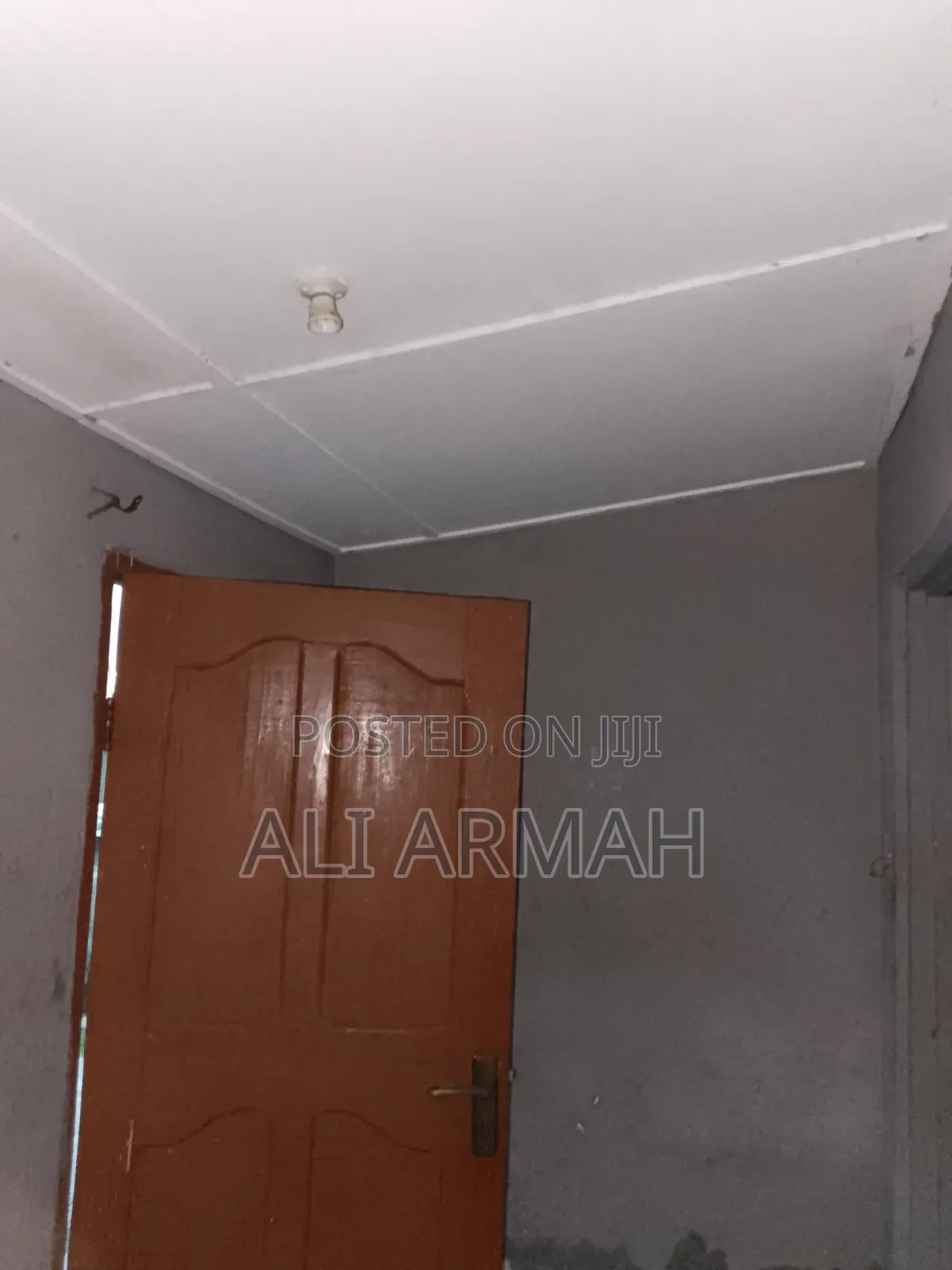 1bdrm Townhouse / Terrace in Last Stop for rent