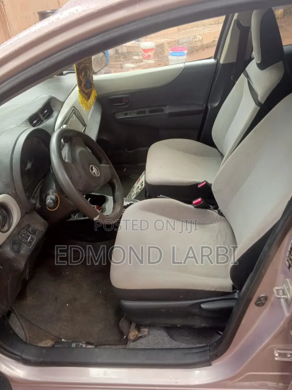 Toyota Vitz 2012 Gray