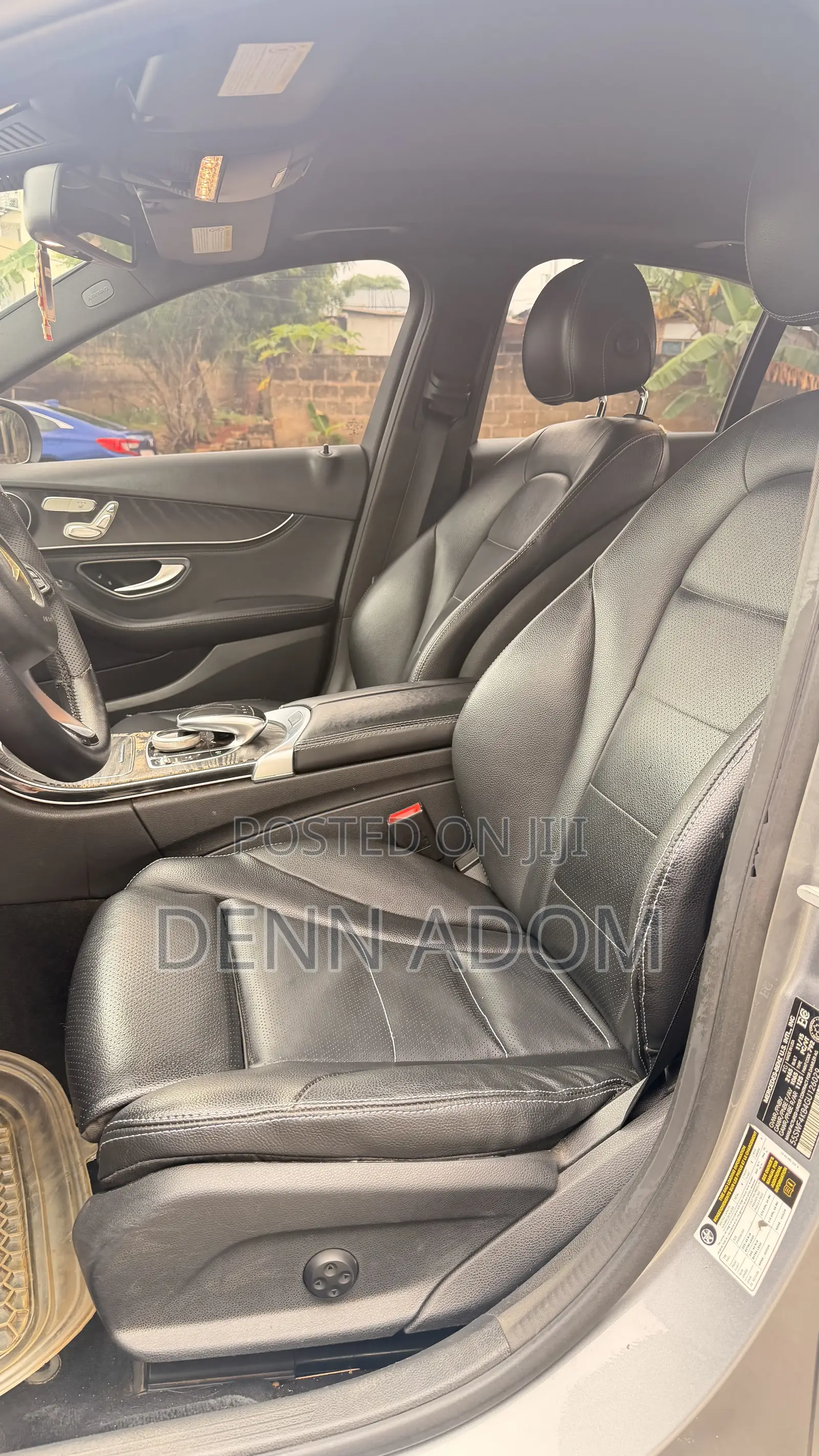 Mercedes-Benz C300 Luxury Sedan RWD (2.0L 4cyl 7A) 2016 Gray