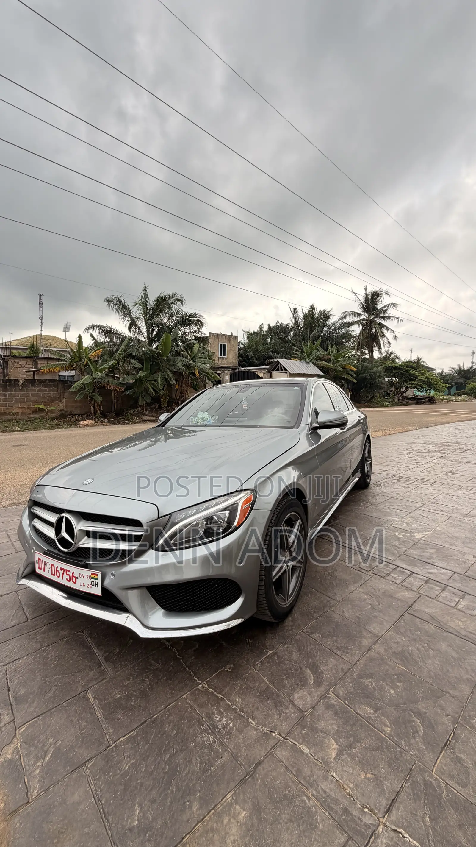 Mercedes-Benz C300 Luxury Sedan RWD (2.0L 4cyl 7A) 2016 Gray
