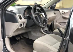 Toyota Corolla 2013 Gray