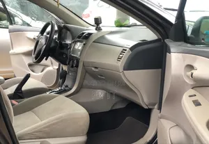Toyota Corolla 2013 Gray