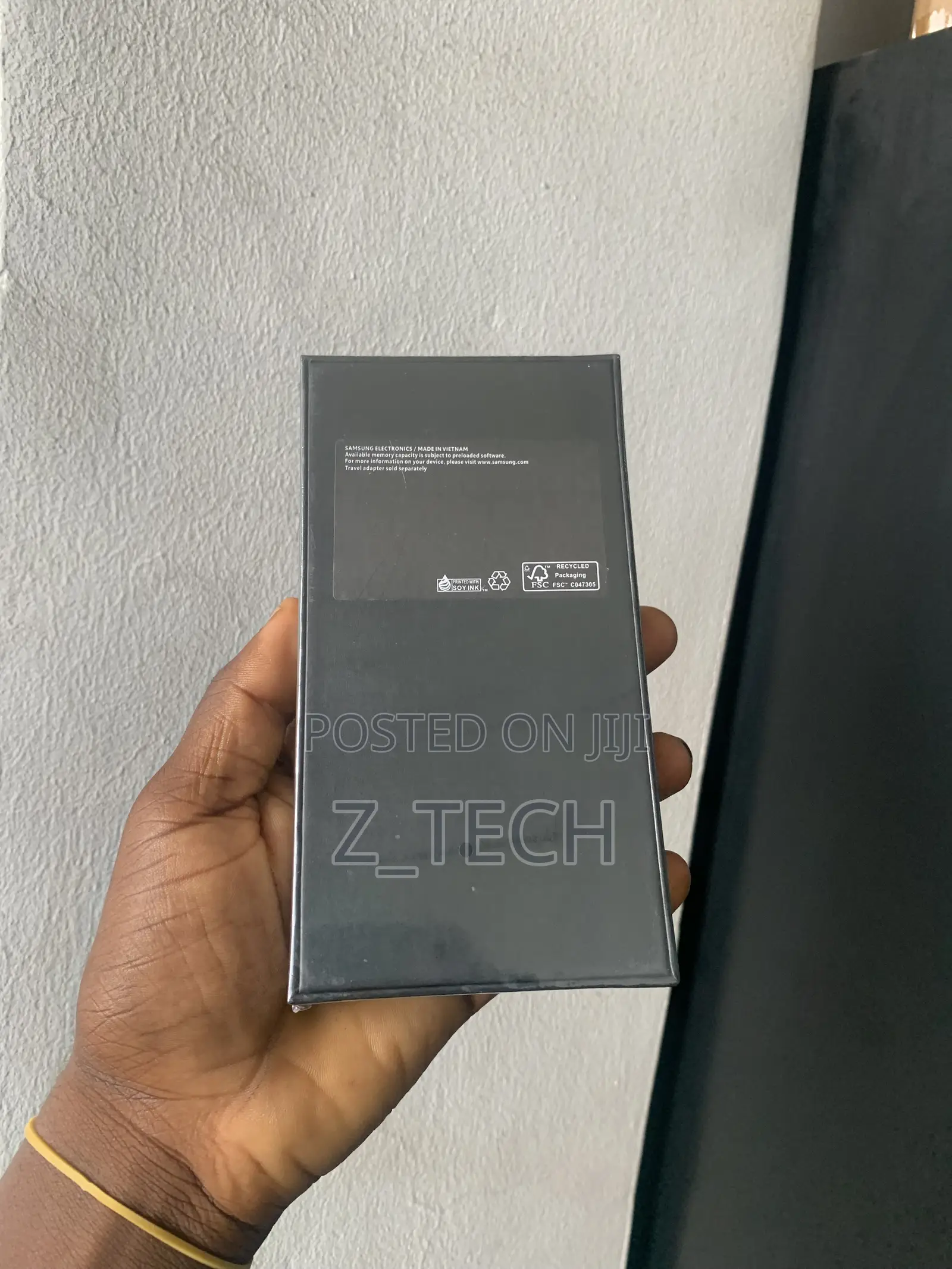 New Samsung Galaxy S21 5G 128 GB Black