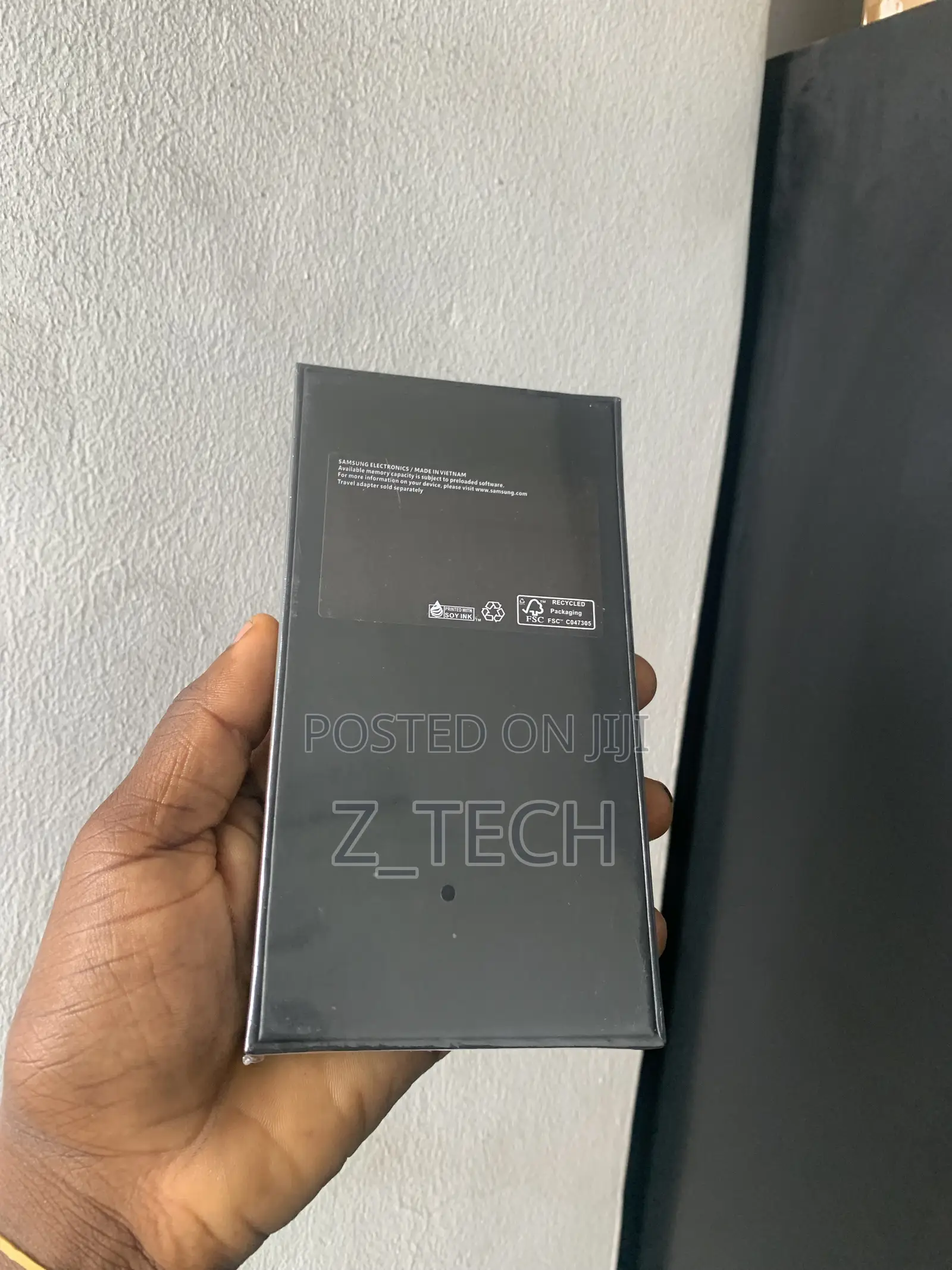New Samsung Galaxy S21 5G 128 GB Black
