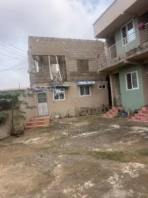 10bdrm Apartment in Palas Town for sale