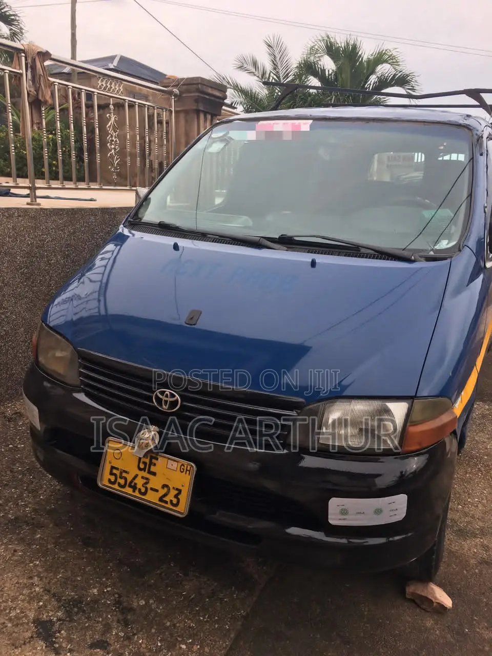 Toyota HiAce 2012 Blue