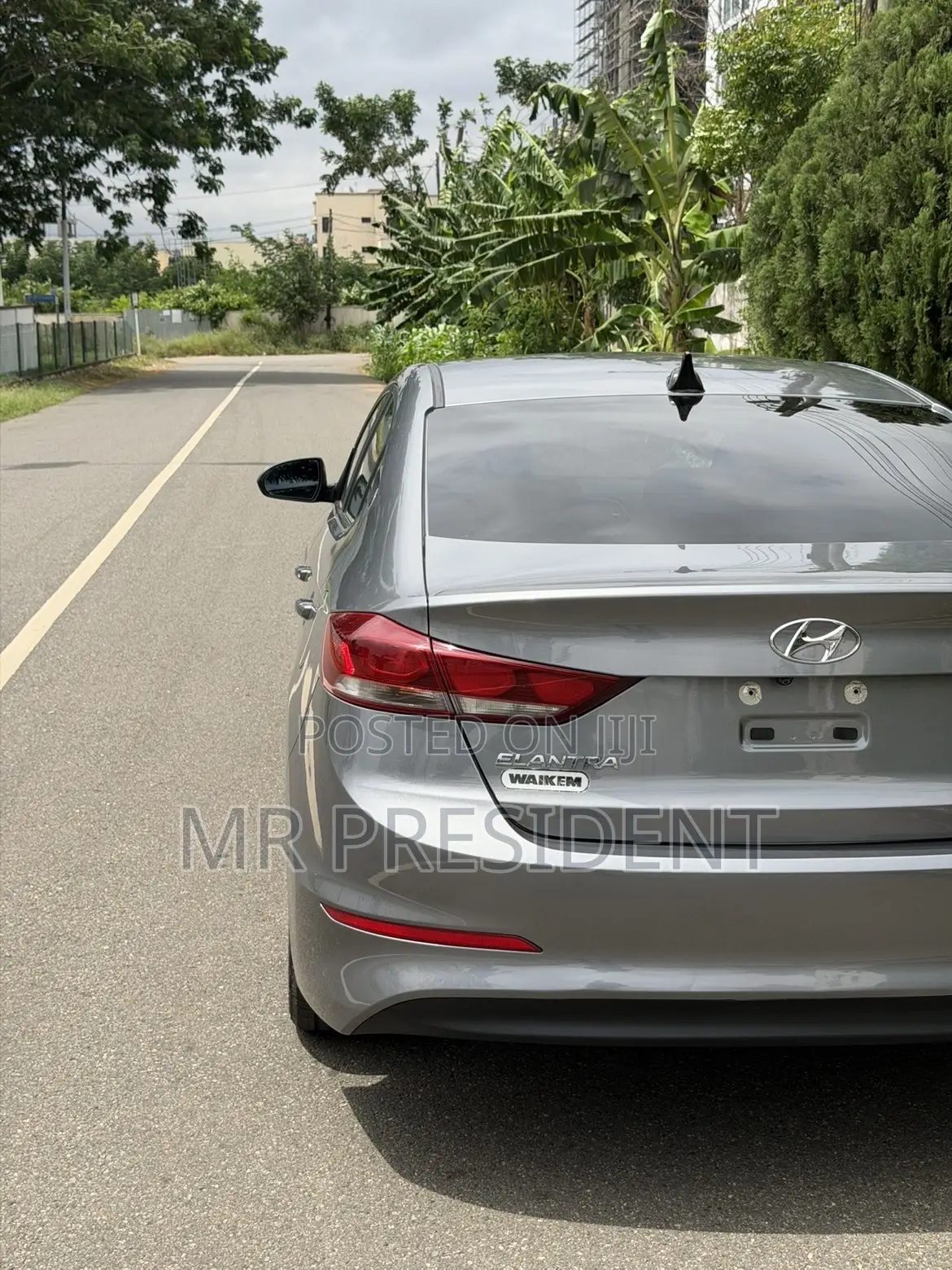 Hyundai Elantra Value Edition Sedan FWD (2.0L 4cyl 6A) 2017 Gray