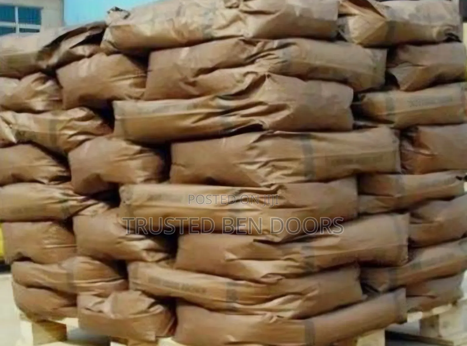 Brown Colour Pigment Iron Oxide Available at Wholesale Price