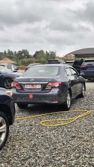 Toyota Corolla Altis 2012 Gray
