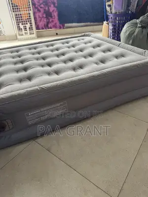 The Smart Choice for Comfort (Inflatable Automatic Pump Air Mattress