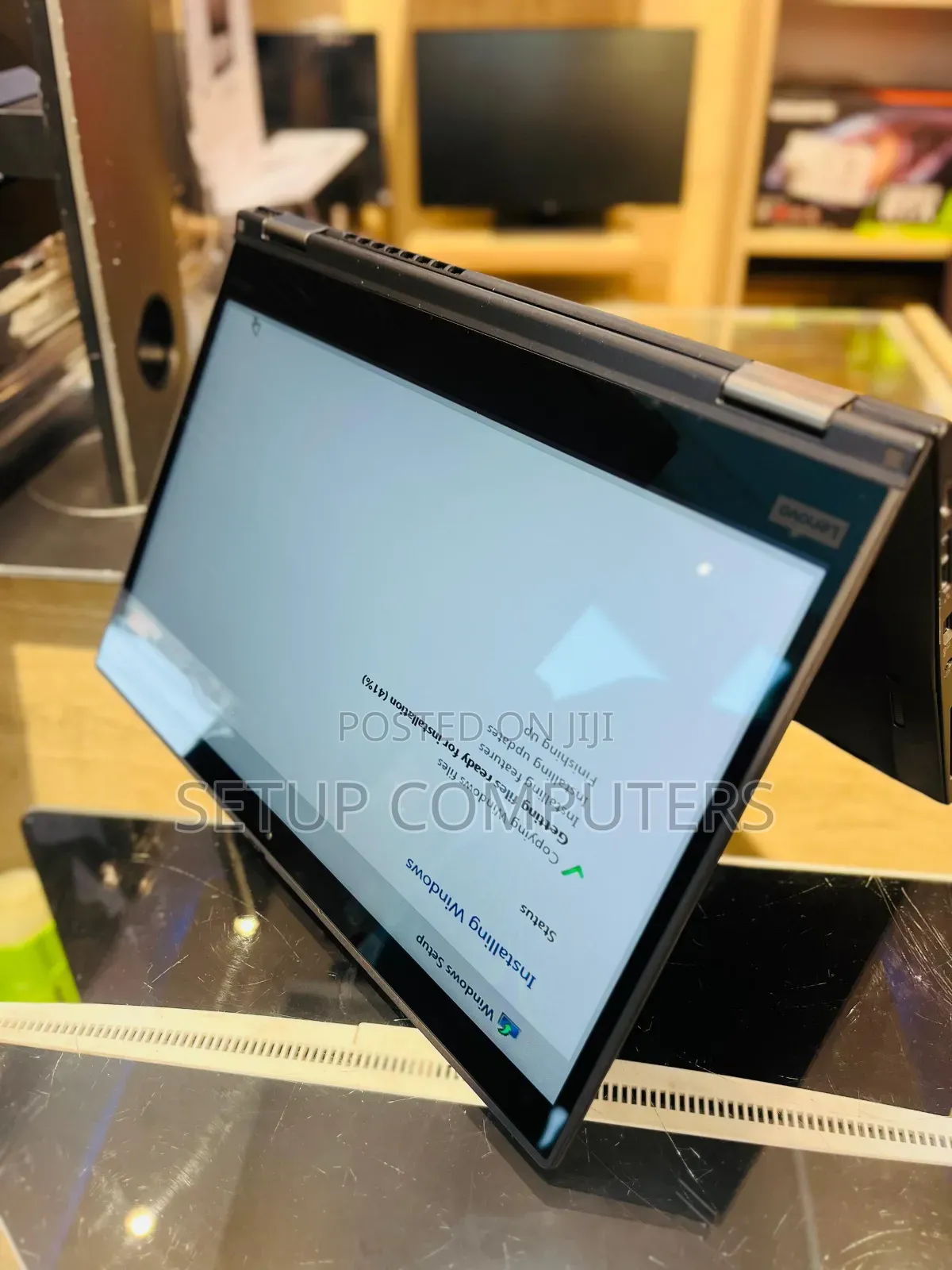 Laptop Lenovo ThinkPad X1 Yoga Gen 8 8GB Intel Core i7 SSD 256GB