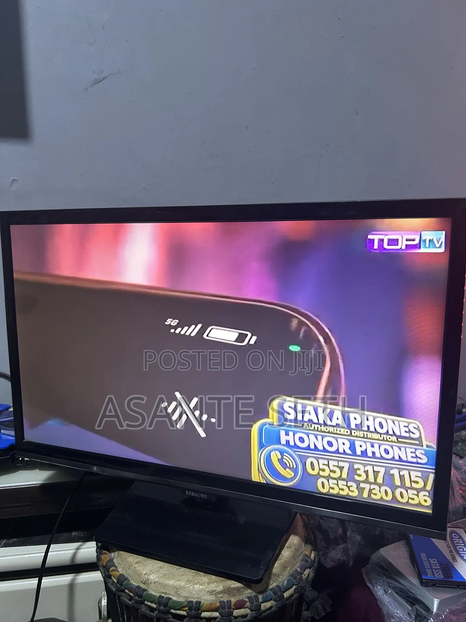Original Samsung 22inch TV Full Digital Channels Over 300 Free Air