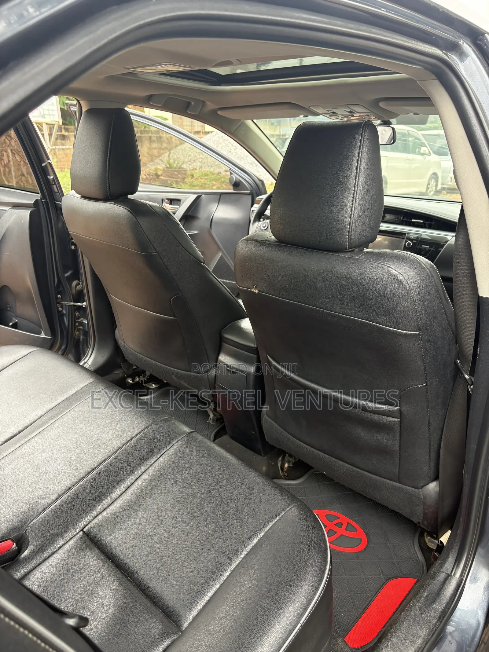 Toyota Corolla S w/Special Edition Pkg (1.8L 4cyl CVT) 2016 Gray