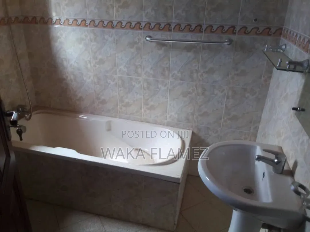 5bdrm Duplex in Fise, Pokuase for rent