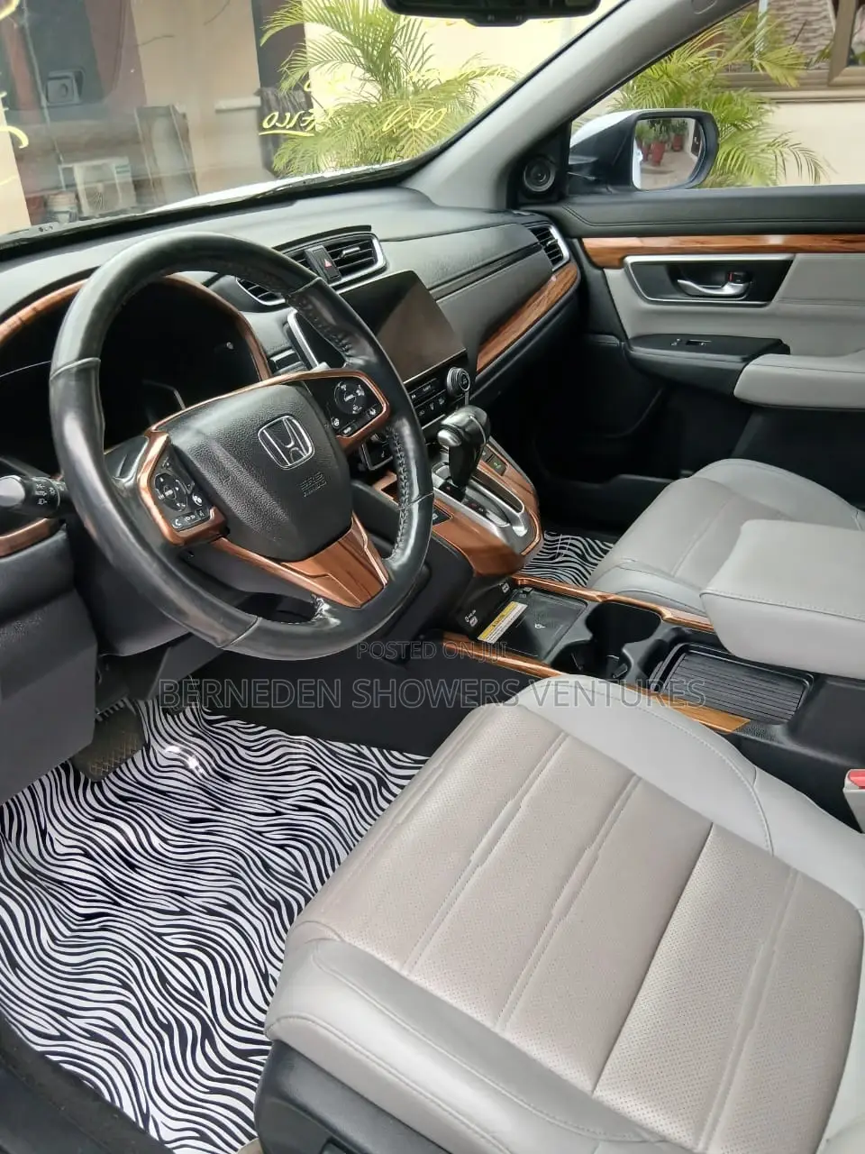 Honda CR-V Touring AWD 2020 White