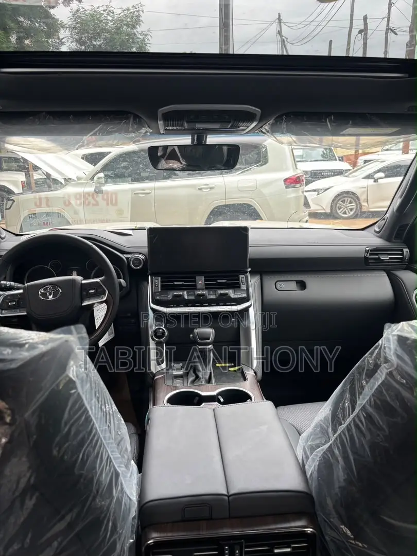 New Toyota Land Cruiser 2024 White