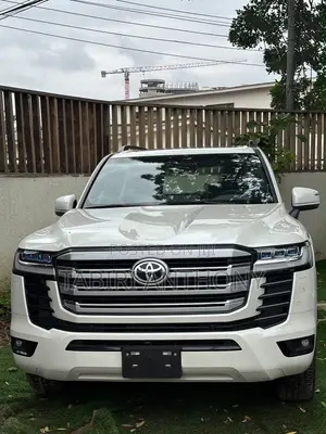 New Toyota Land Cruiser 2024 White