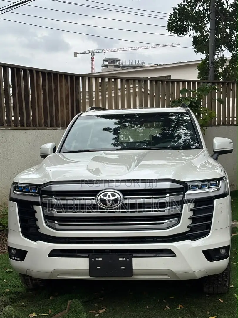 New Toyota Land Cruiser 2024 White