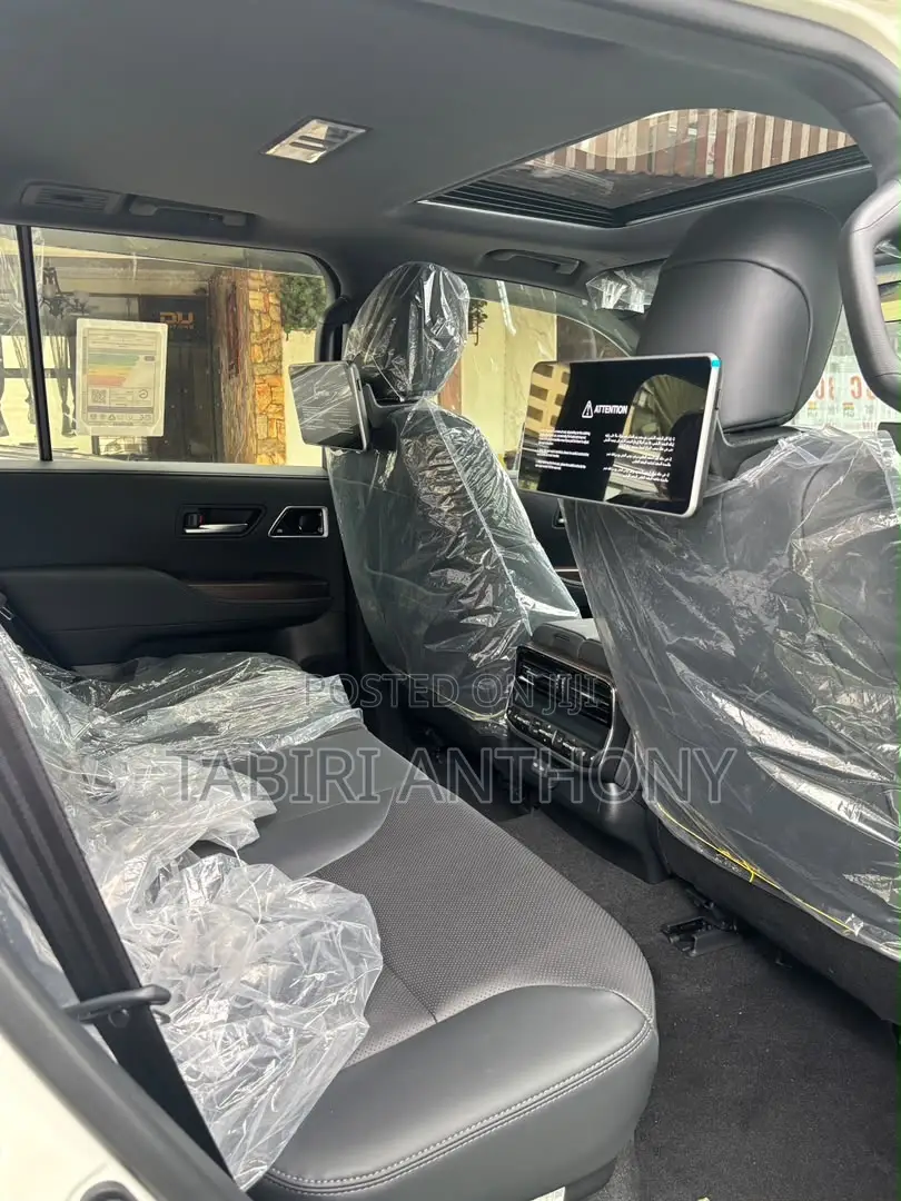 New Toyota Land Cruiser 2024 White