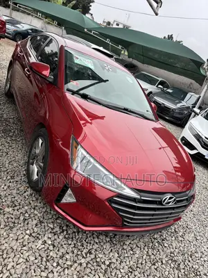 Hyundai Elantra SEL 2020 Red