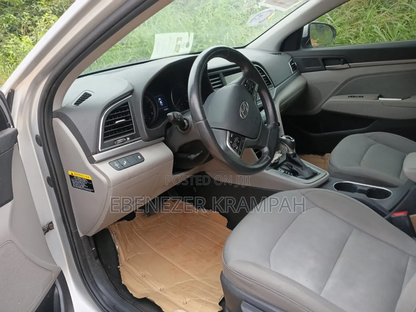 Hyundai Elantra 2018 Silver