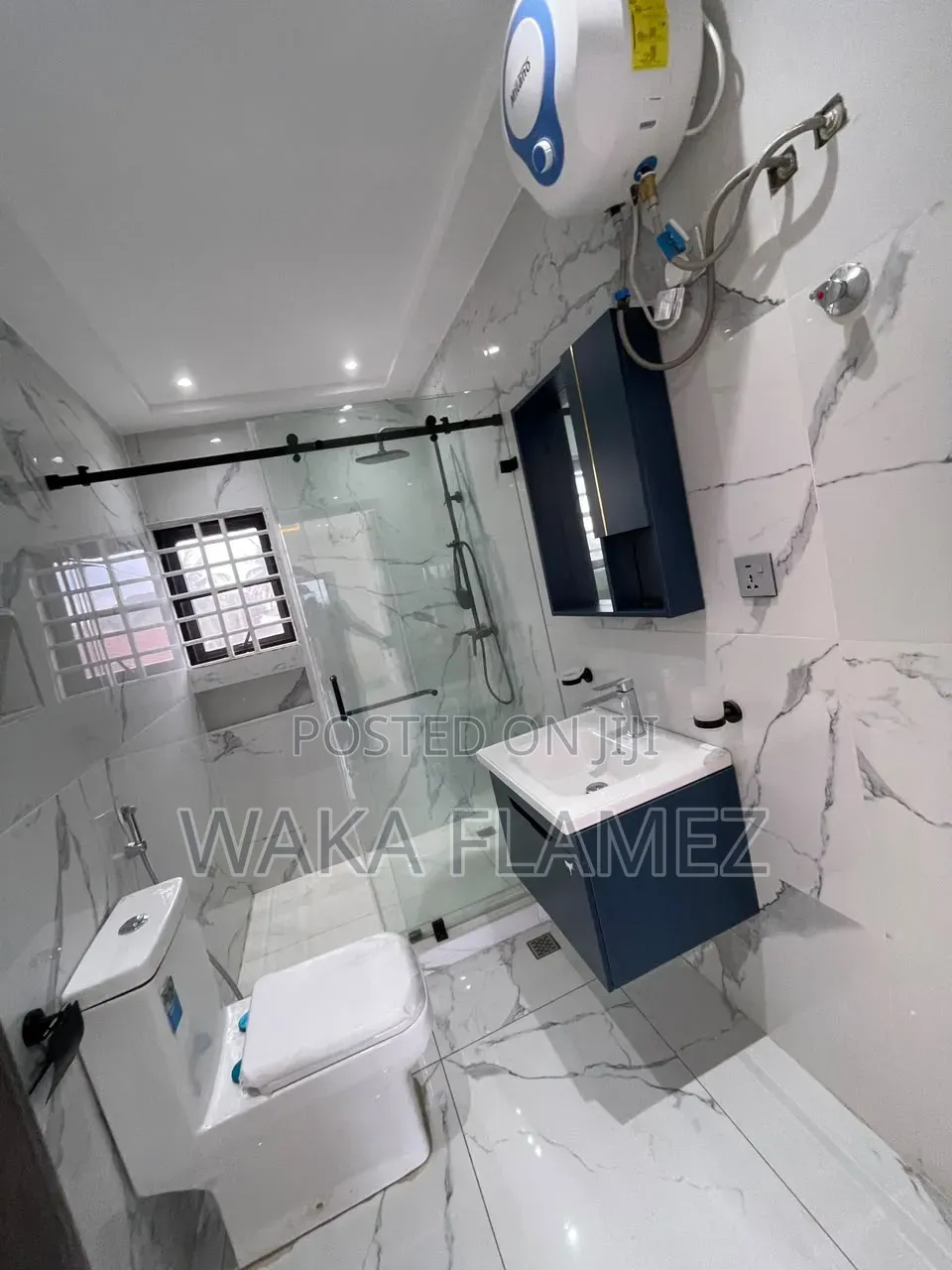 3bdrm Apartment in Festus Estate, Pokuase for rent