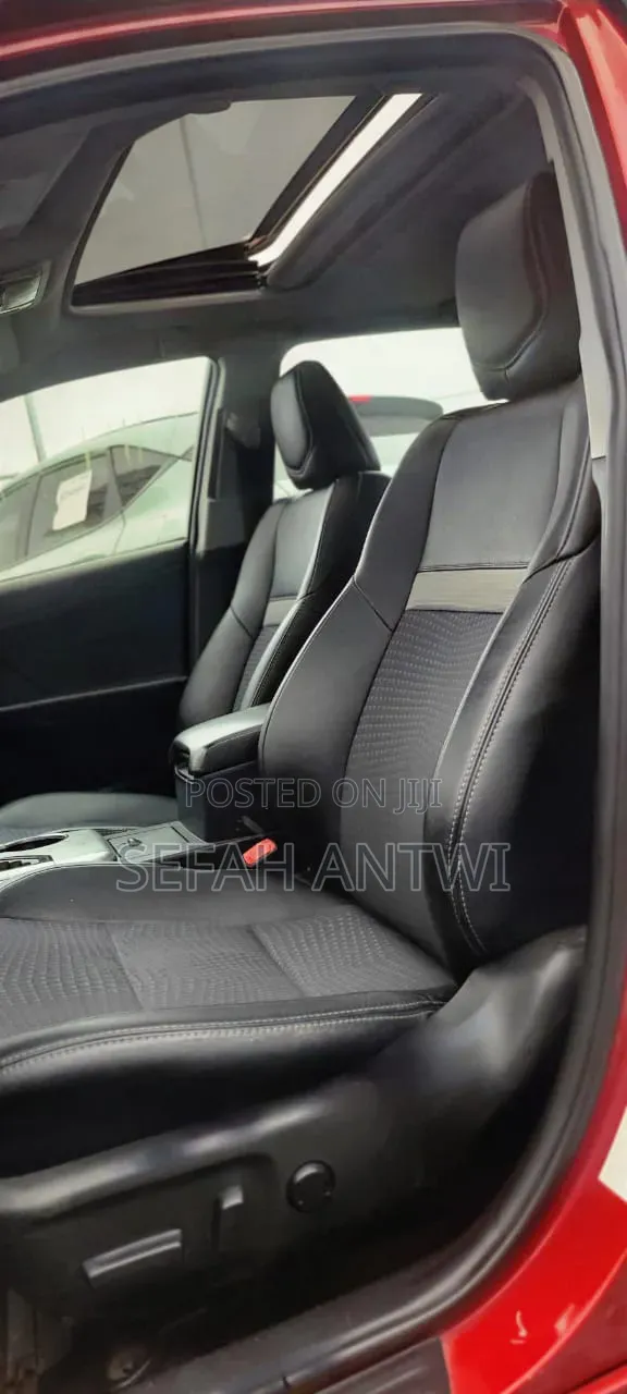 Toyota Camry 2014 Red