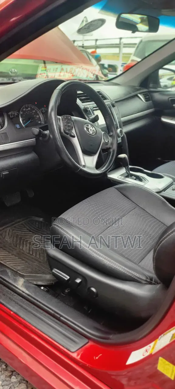 Toyota Camry 2014 Red