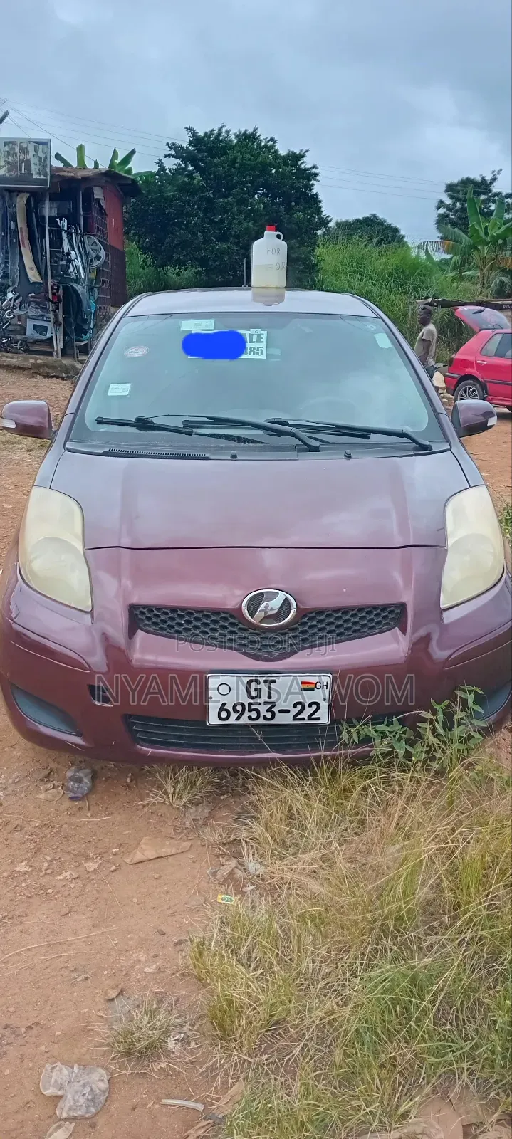 Toyota Vitz 2010 Brown