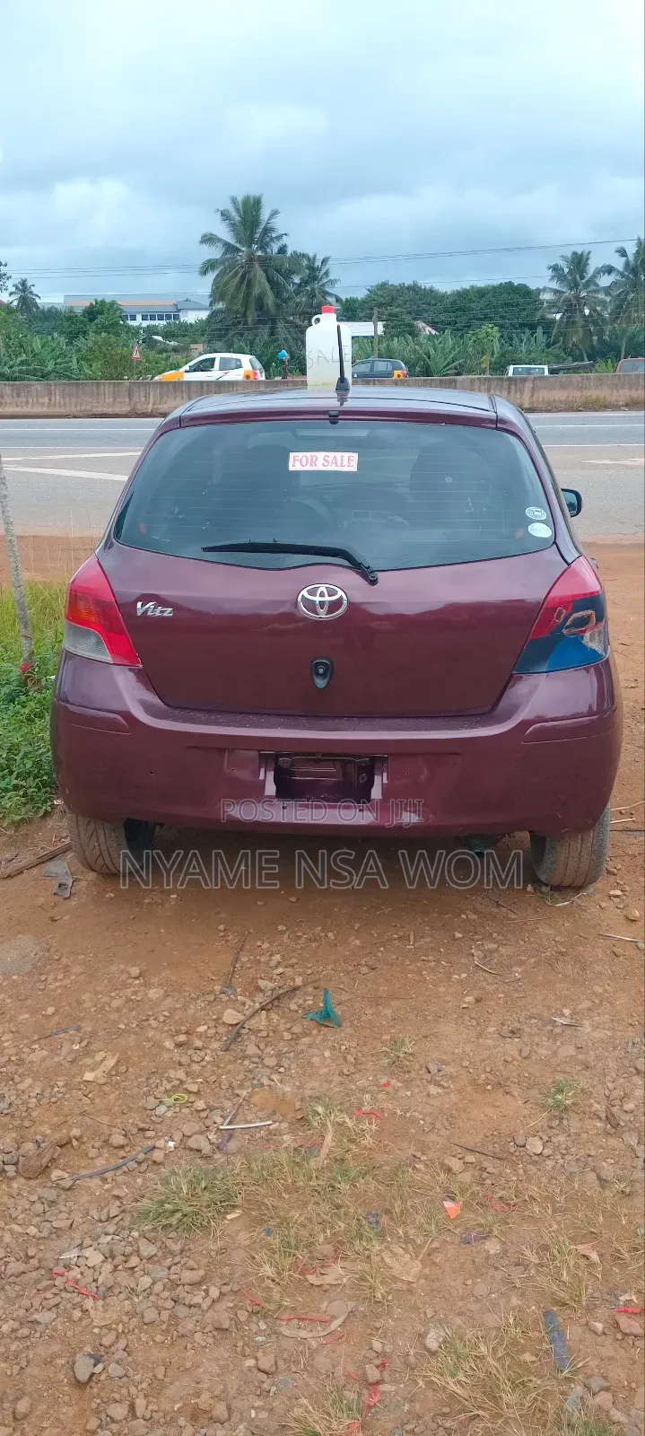Toyota Vitz 2010 Brown