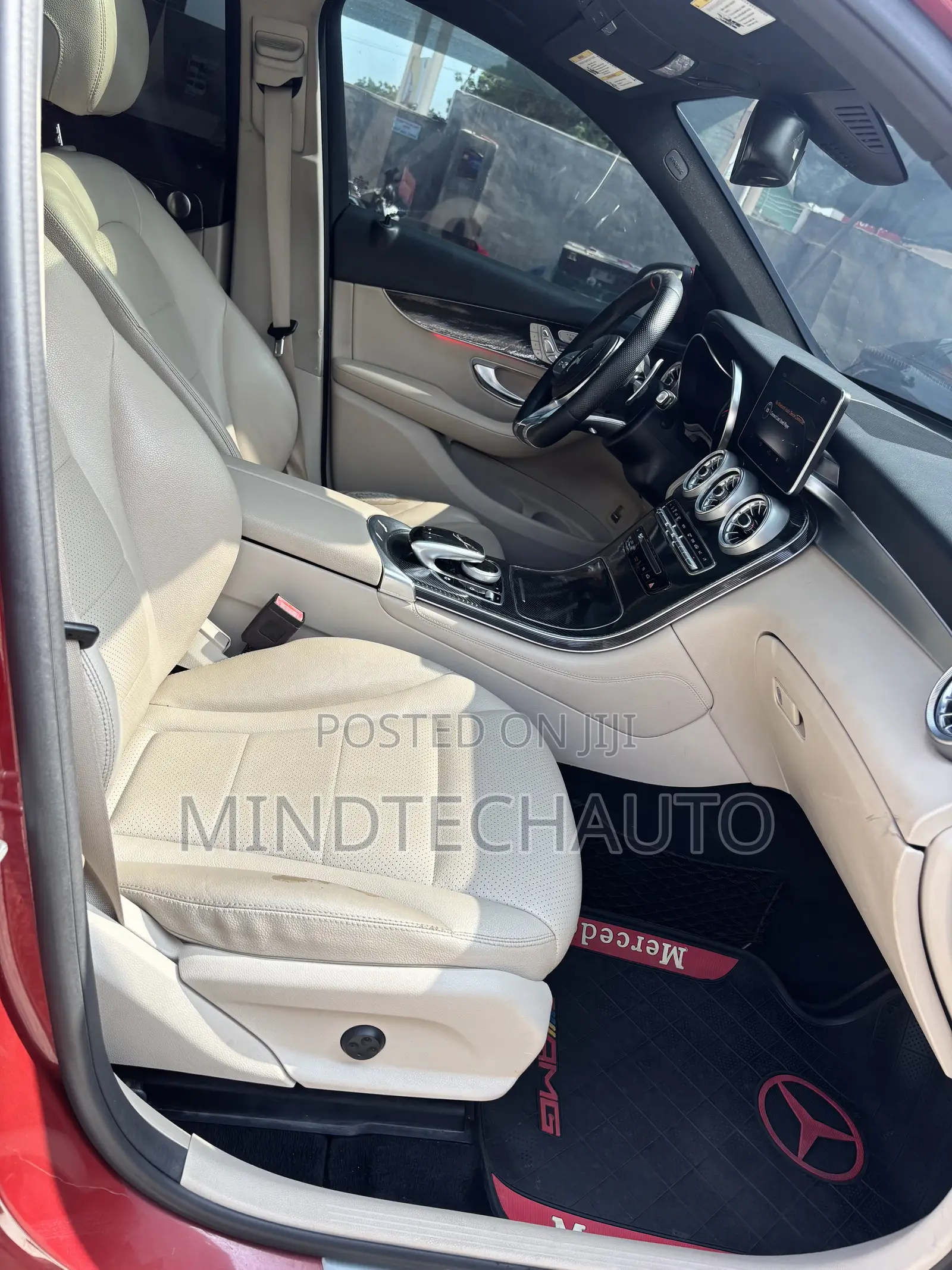 Mercedes-Benz GLC-Class 2018 Red